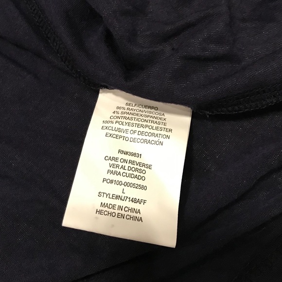 NWT Rewind Short Sleeve Eyelet Shoulder Top Size L - Picture 6 of 6